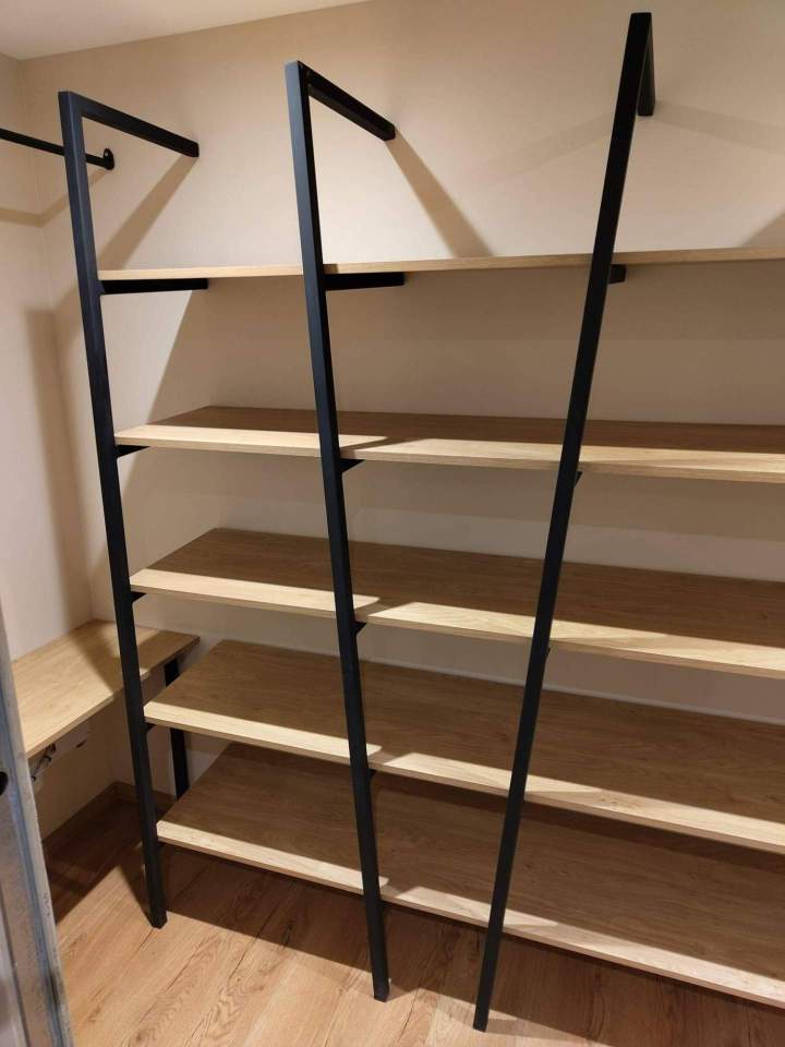 Montants de dressing en acier Le Monastier-sur-Gazeille