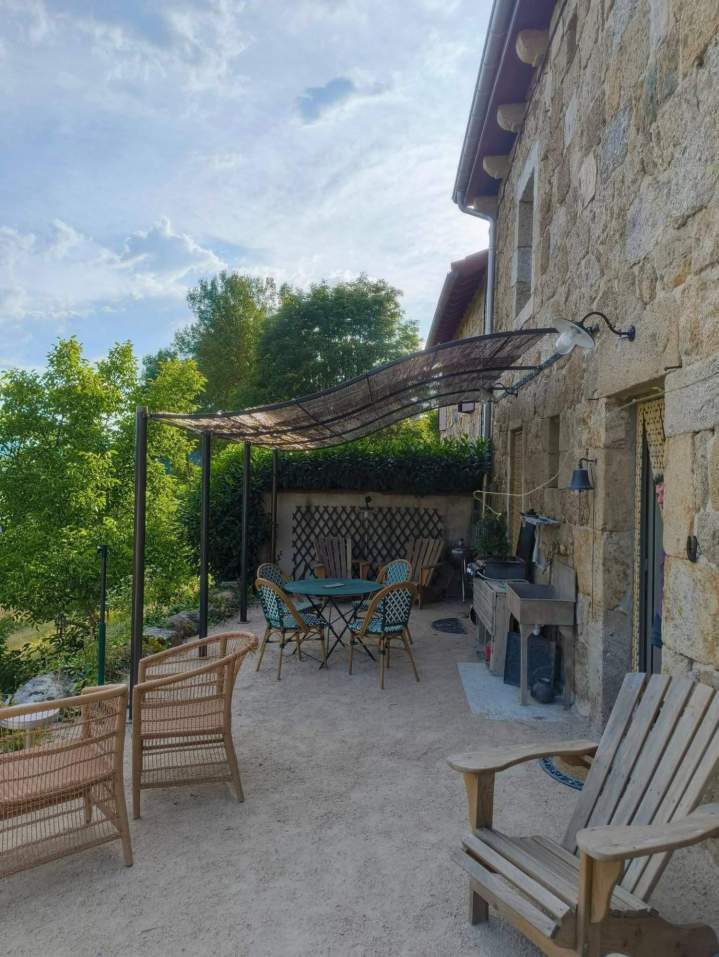 Pergola en fer forgé adossée Le Monastier-sur-Gazeille